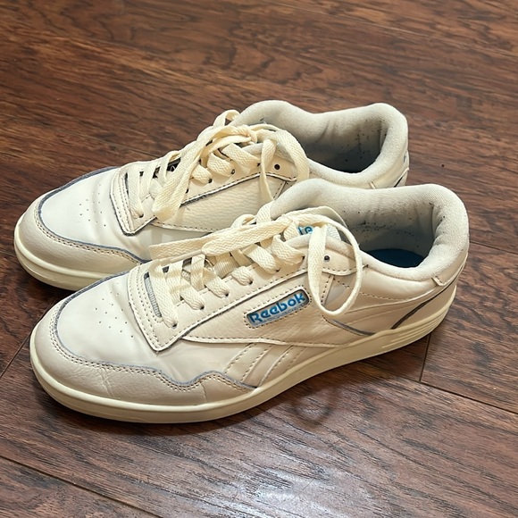 Reebok Sneakers - Picture 3 of 4